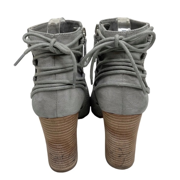 NINE WEST Britt Gray Embossed Leather Booties size 9 - Picture 4 of 9